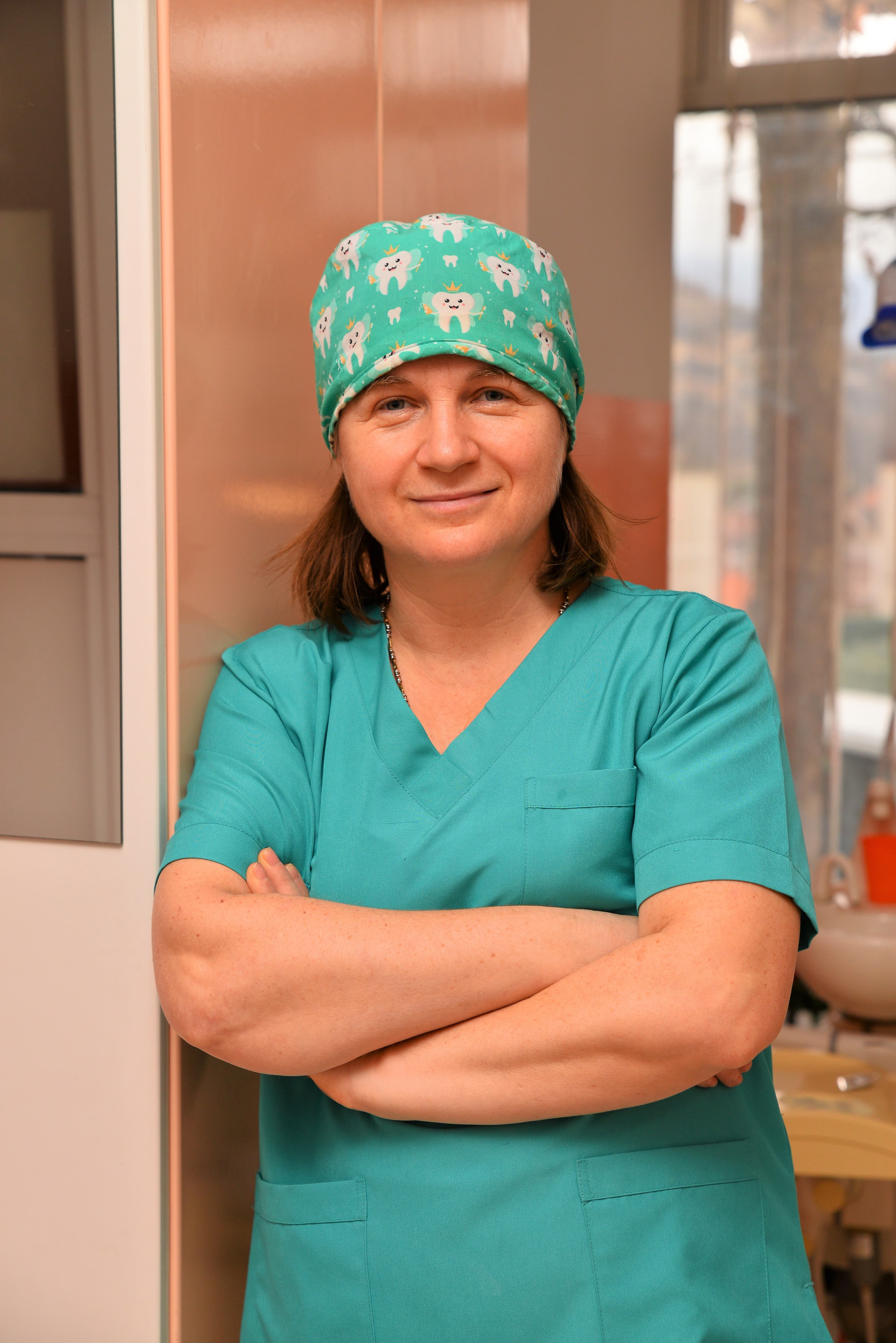 Д-р Драгица Чипишкова, Виница, Чипидент. Dr. Dragica Chipiskova, Vinica, Cipident